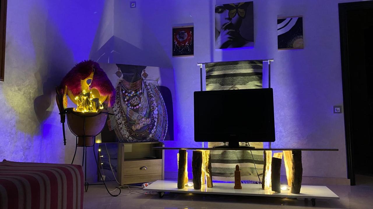 Dar Bisbis Marrakesh Apartment Luaran gambar